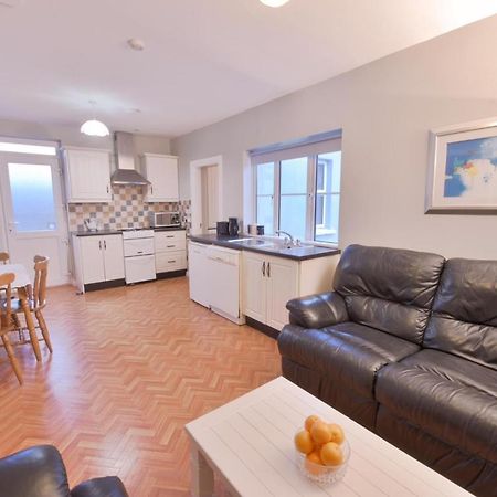 Ocean Breeze Apartment 라힌치 외부 사진