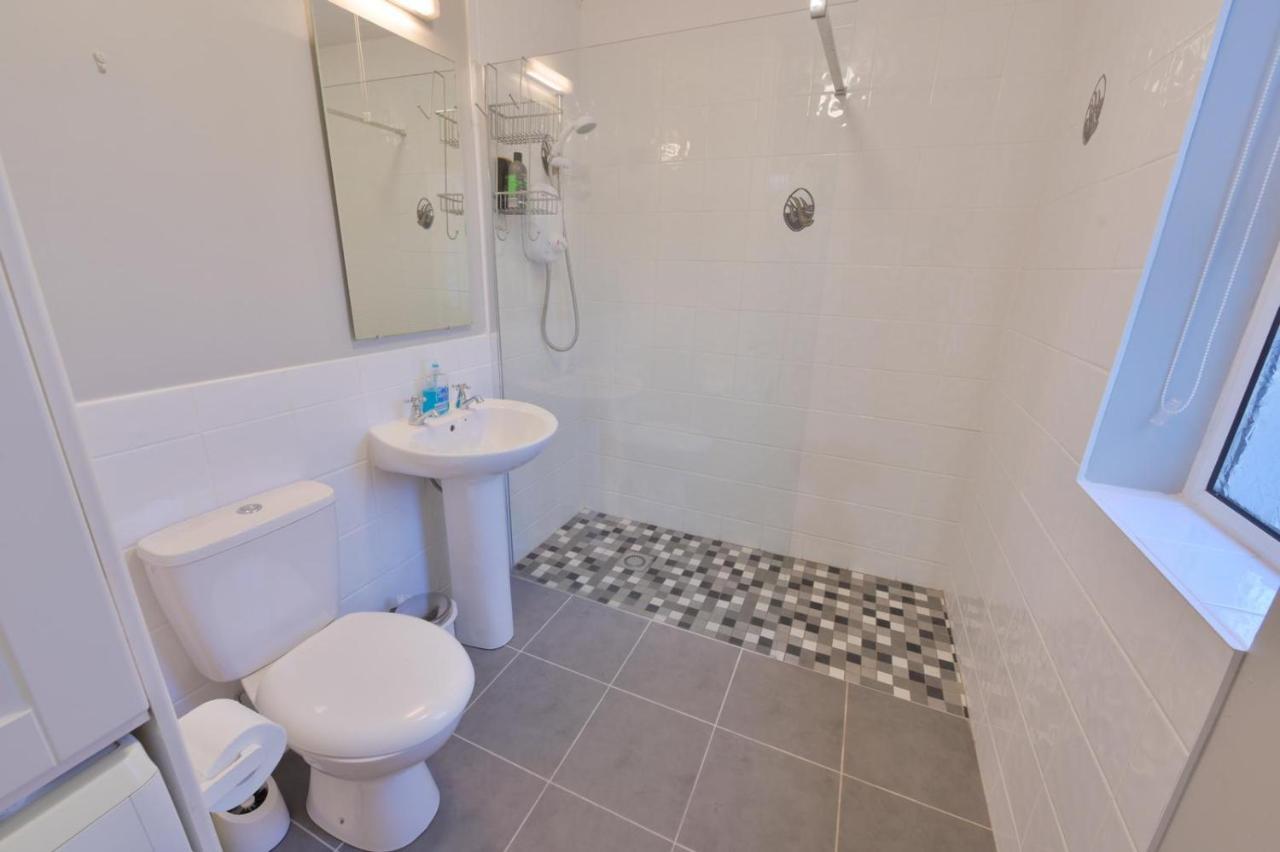 Ocean Breeze Apartment 라힌치 외부 사진